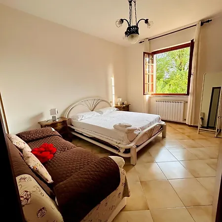 Apartment La Casa Del Tiglio Sarzana